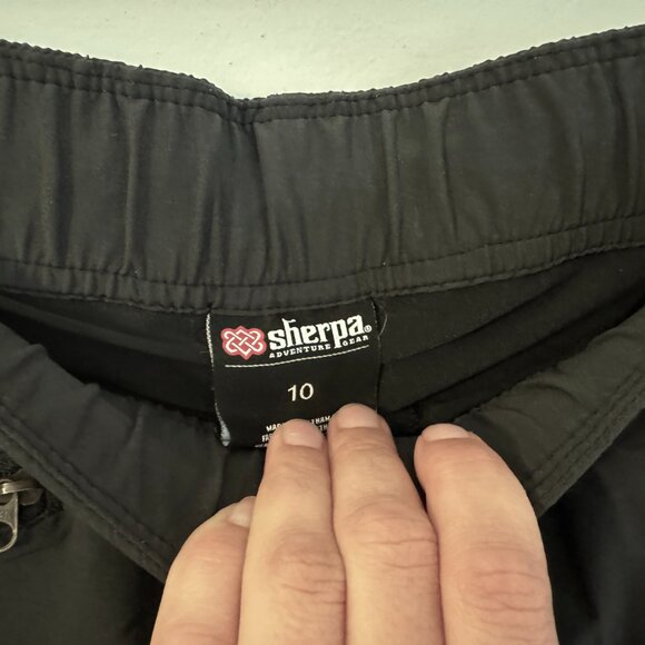 Sherpa Adventure Gear - Black Devi Skirt / Skort - sz 10 - Picture 4 of 6